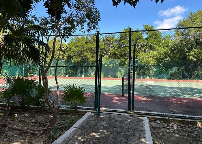 Con Piscina Y Acceso A Laguna Yalku,
