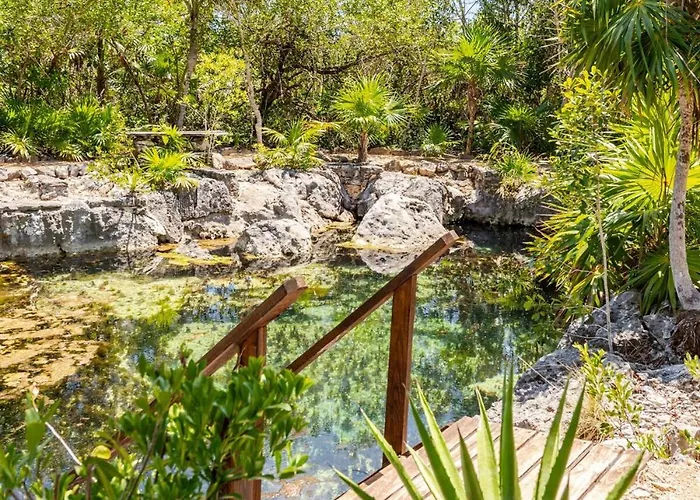 Con Piscina Y Acceso A Laguna Yalku, *